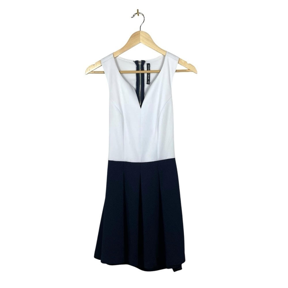Walter Baker W118 Flare Skater Back Cutout Mini Dress White/Navy Size XS